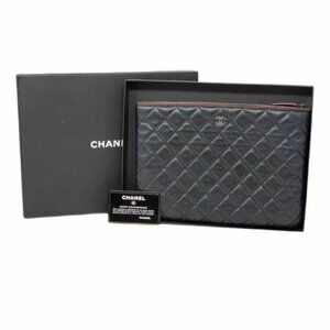 Chanel CC Caviar Quilted Cosmetic / Clutch Bag 760-082825